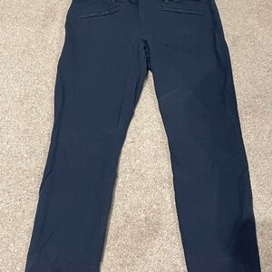 Women’s skinny cropped pants